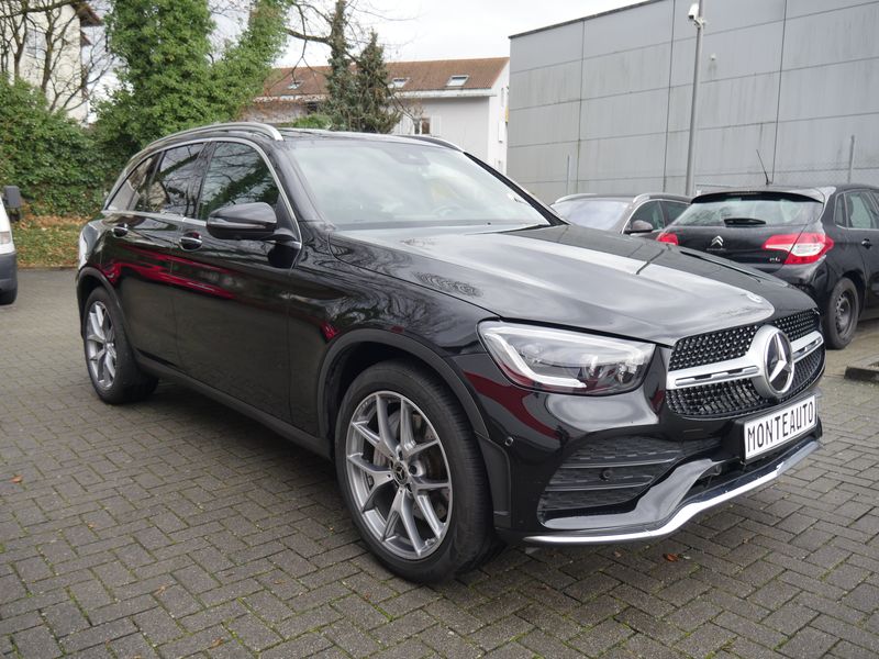 Mercedes-Benz GLC-Class • 2020 • 18,000 km 3