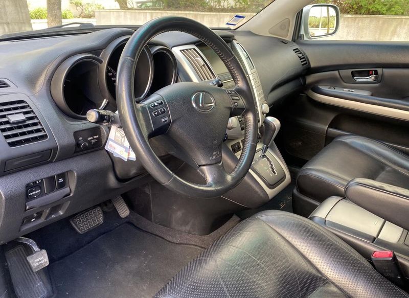 Lexus RX • 2006 • 200,000 km 3