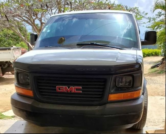 GMC Sierra 1500 Classic • 2011 • 120,000 km 1