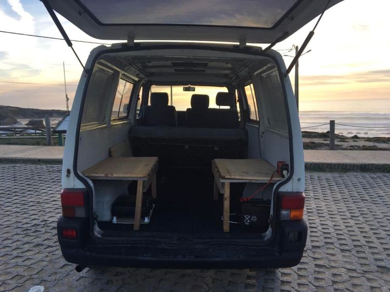 Volkswagen T4 • 2009 • 98,000 km 4