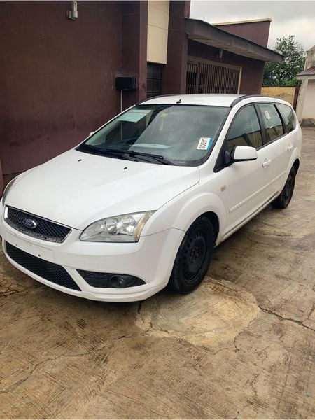 Ford Focus • 2008 • 229,000 km 3