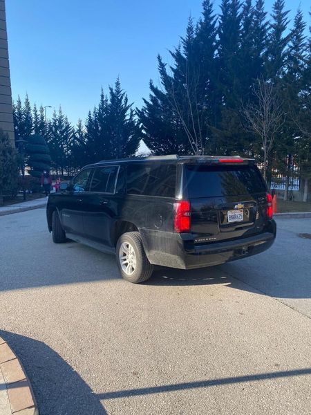 Chevrolet Suburban • 2018 • 120,000 mi 2
