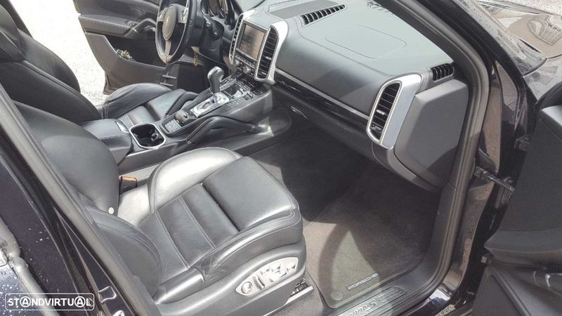 Porsche Cayenne • 2010 • 139,000 km 5