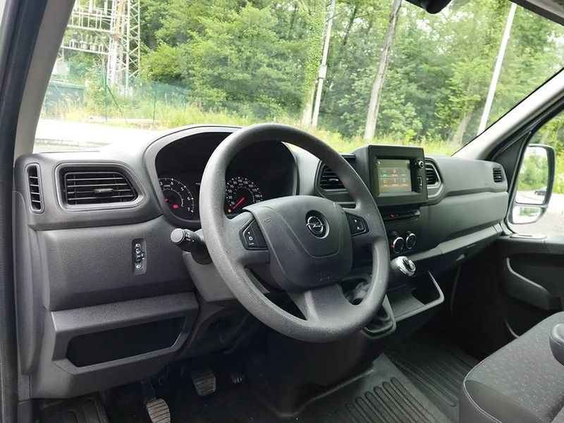 Opel Movano • 2021 • 25,000 km 10