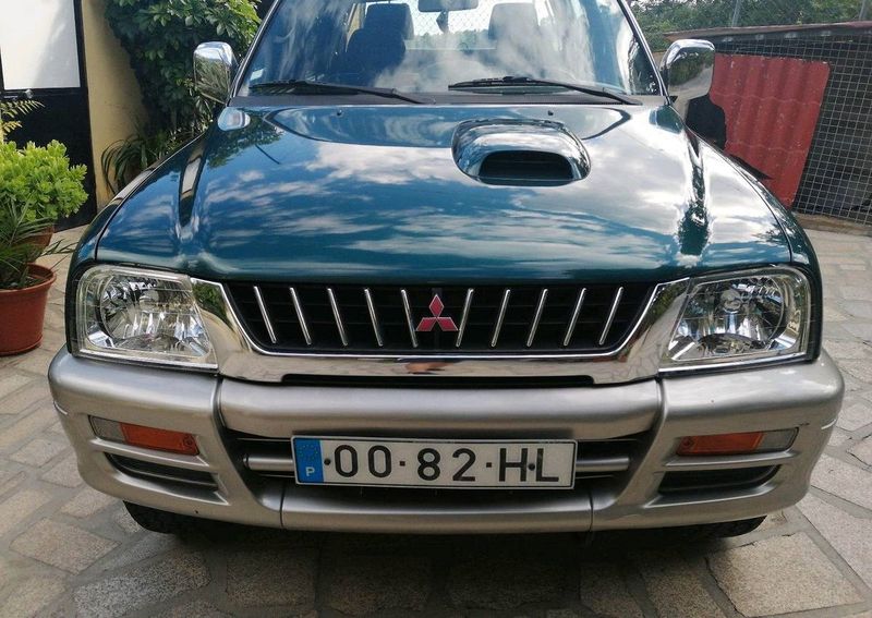 Mitsubishi L200 Pick up • 1996 • 249,999 km 1