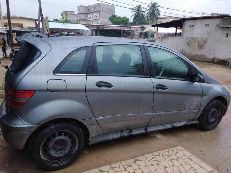 Mercedes-Benz Trieda B • 2006 • 200 km 11