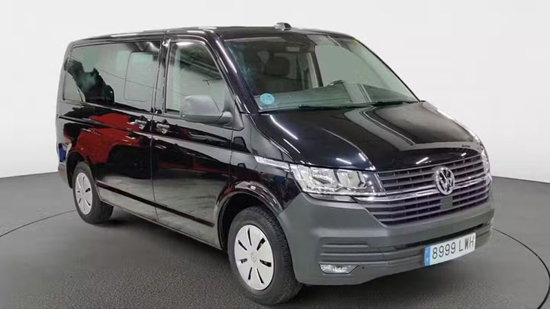 Volkswagen Caravelle • 2022 • 88,079 km 3