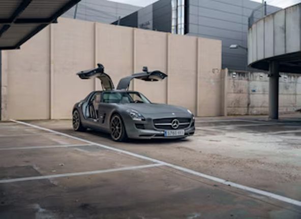 Mercedes-Benz SLS AMG GT • 2013 • 70,000 km 6
