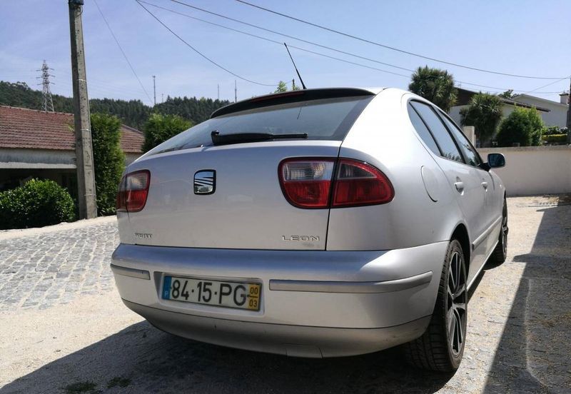 Seat Leon • 2000 • 124,582 km 2