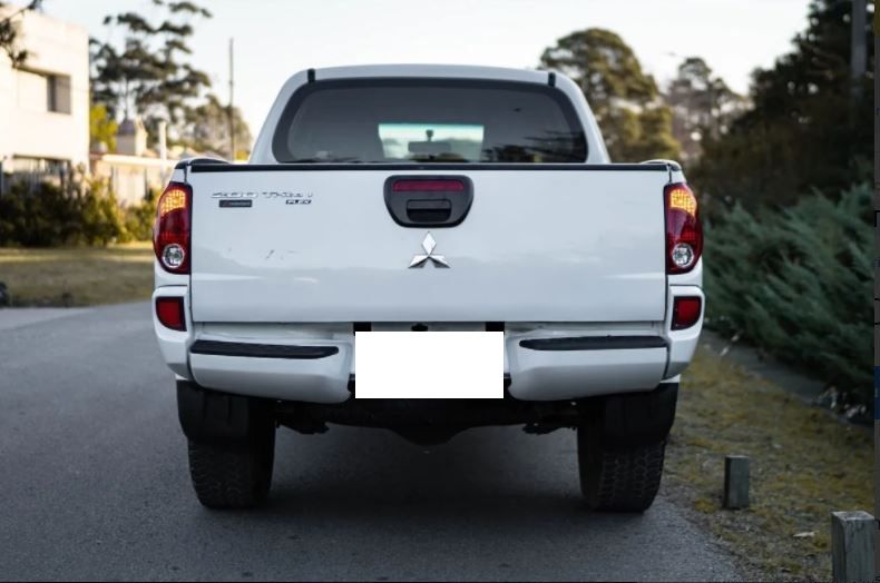 Mitsubishi L200 • 2016 • 108,000 km 5