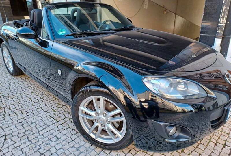 Mazda MX-5 • 2010 • 179,999 km 1