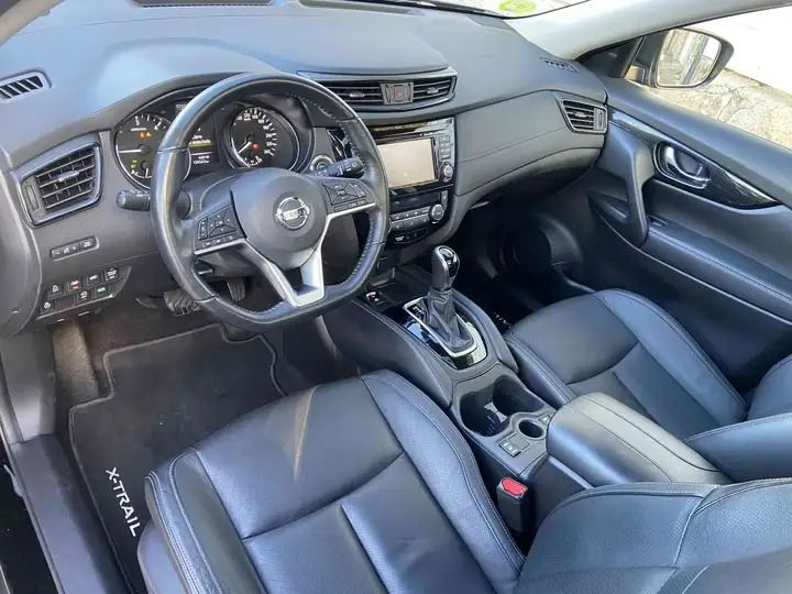 Nissan X-Trail • 2017 • 130,000 km 3