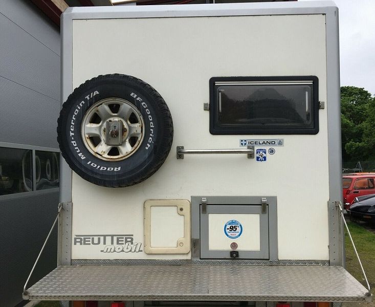 Toyota Land Cruiser • 2001 • 92,500 km 9