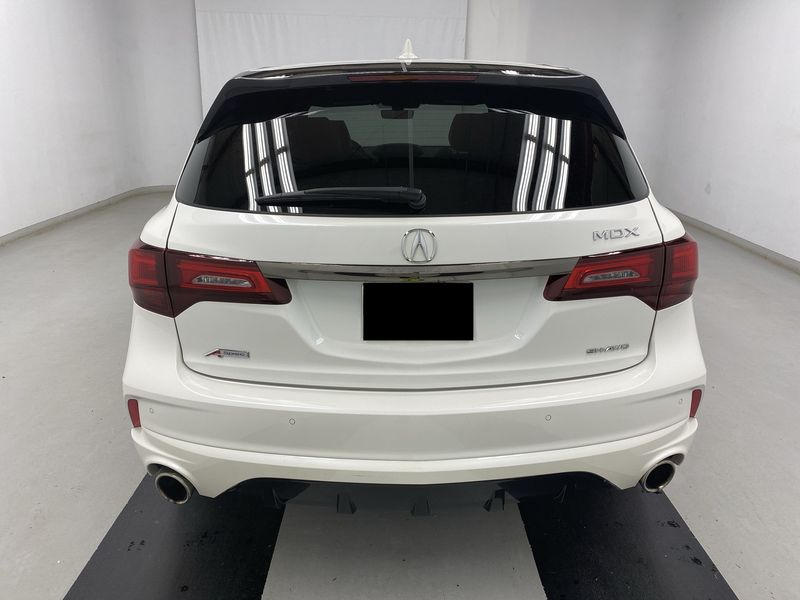 Acura MDX • 2019 • 21,271 km 8