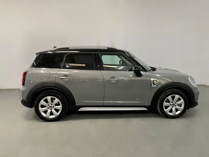 MINI Cooper Countryman • 2021 • 70,000 km 1