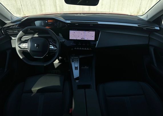 Peugeot 308 • 2024 • 8,300 km 28
