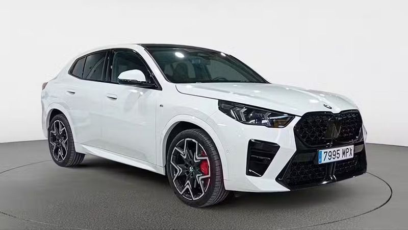 BMW 2 Series • 2024 • 13,176 km 4