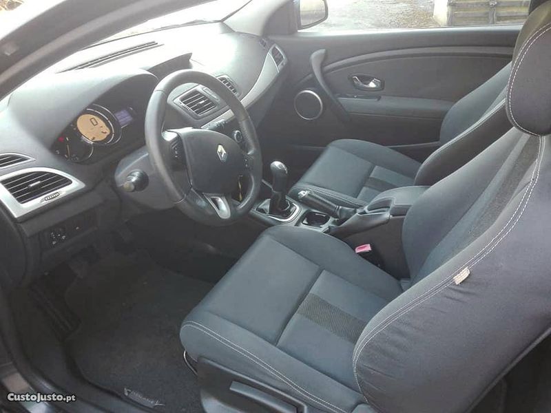Renault Mégane • 2010 • 140,000 km 5