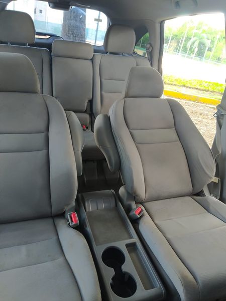 Honda CR-V • 2010 • 70,000 mi 8