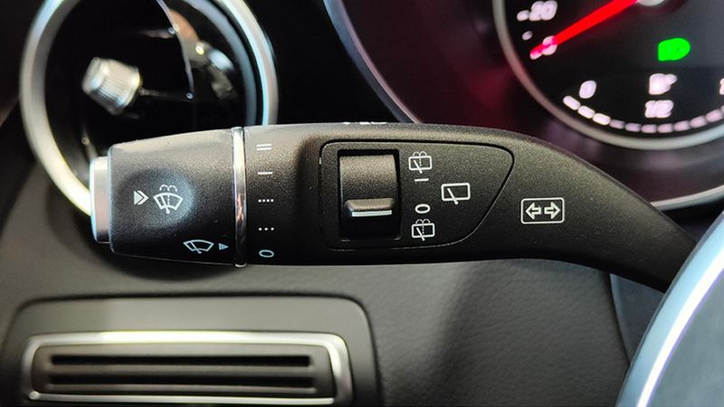 Mercedes-Benz C-Class • 2020 • 78,449 km 26