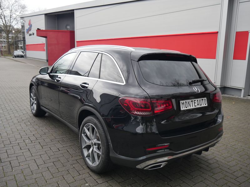 Mercedes-Benz GLC-Class • 2020 • 18,000 km 8