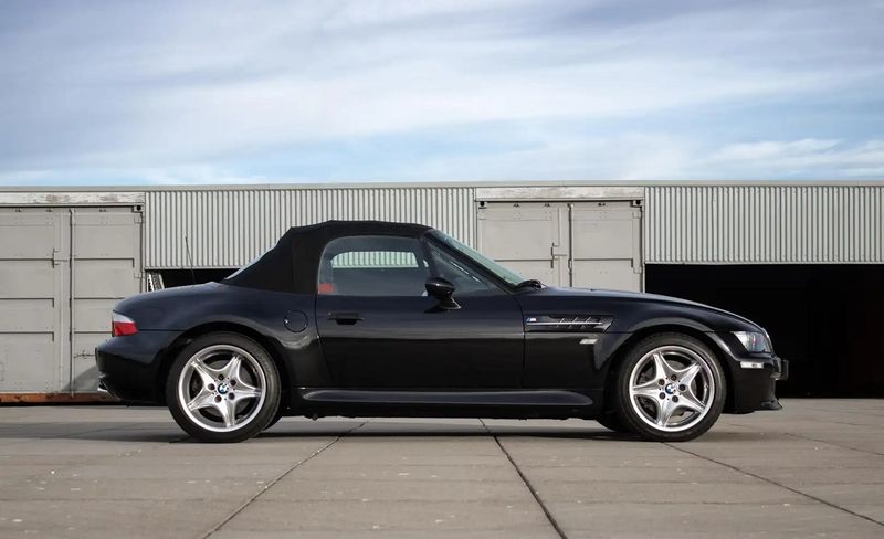 BMW Z3 • 1999 • 118,000 km 8