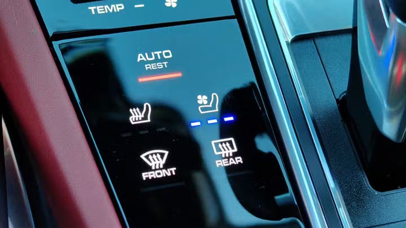 Porsche Cayenne • 2019 • 77,500 km 10