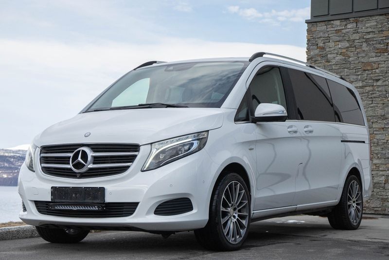 Mercedes-Benz 210 Van • 2015 • 132,000 km 21