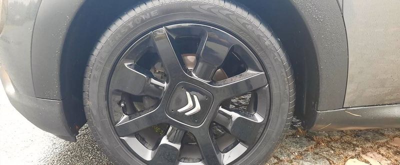 Citroën C4 • 2014 • 200,000 km 4