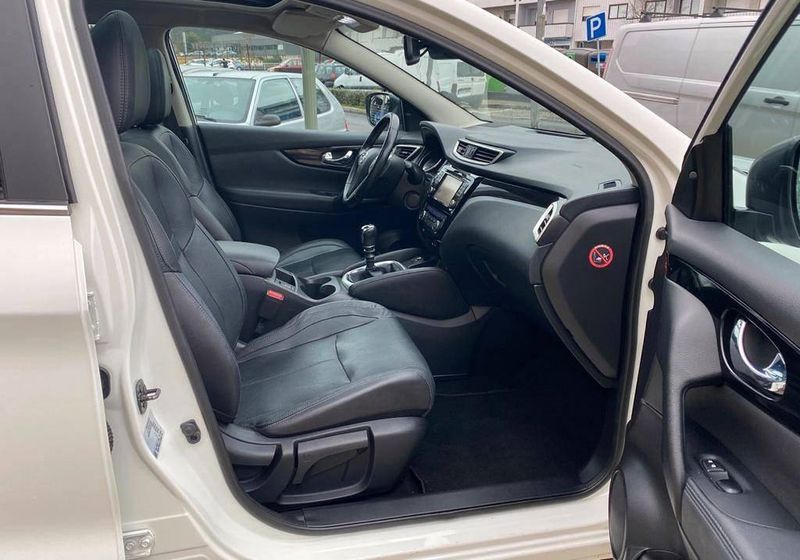 Nissan Qashqai • 2015 • 120,000 km 4
