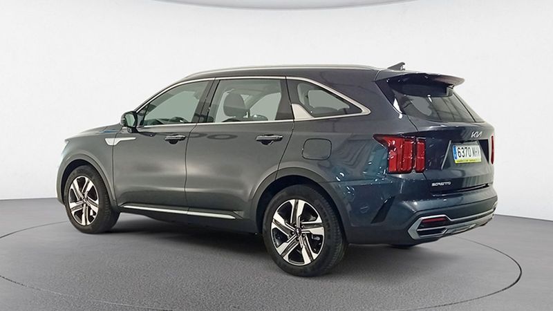 Kia Sorento • 2023 • 5,273 km 2