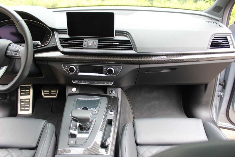 Audi SQ5 • 2017 • 145,000 km 13