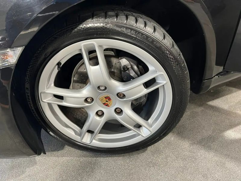 Porsche Boxster • 2008 • 67,000 km 8