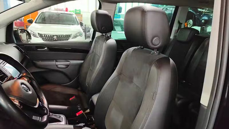 Volkswagen Sharan • 2018 • 68,987 km 6