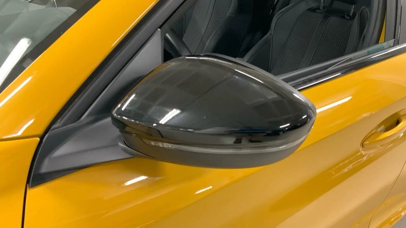 Peugeot 2008 • 2021 • 32,700 km 14