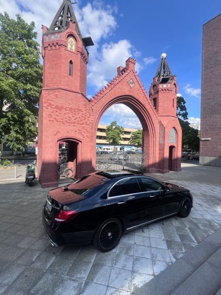 Mercedes-Benz E • 2016 • 96,288 km 2