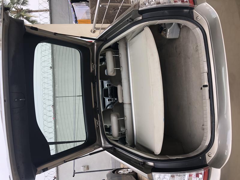 Toyota Prius • 2007 • 164,000 km 1