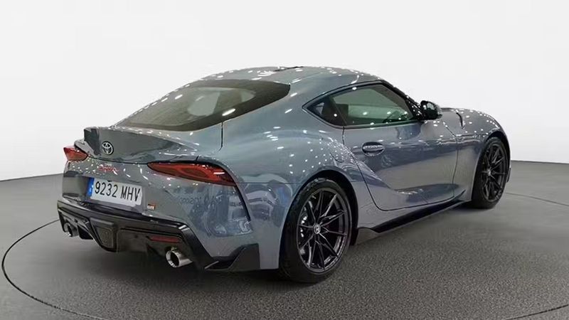 Toyota Supra • 2023 • 3,470 km 6