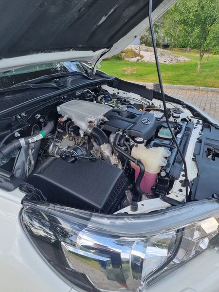 Toyota Hilux • 2020 • 14,230 km 5