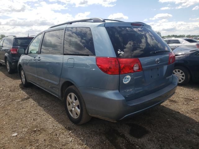 Toyota Sienna • 2007 • 10,000 mi 3