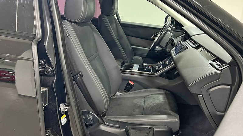 Land Rover Range Rover Velar • 2018 • 115,479 km 8