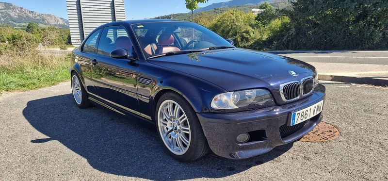 BMW M3 • 2004 • 186,000 km 5