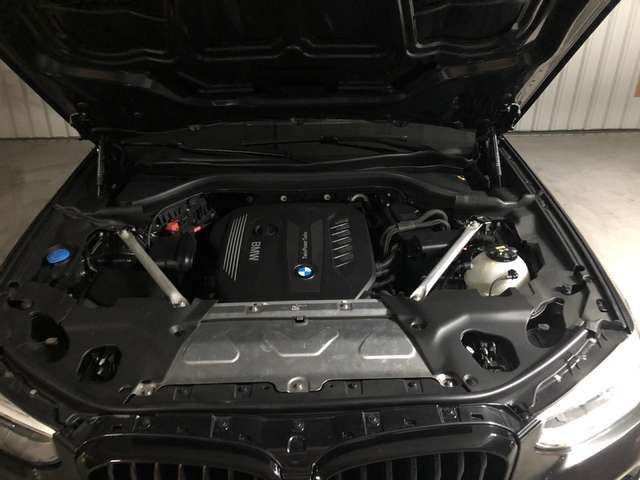 BMW X3 • 2018 • 70,000 km 6