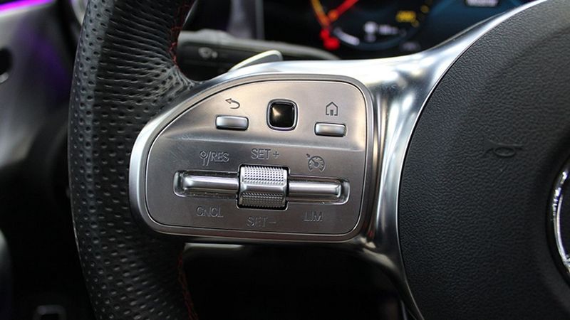 Mercedes-Benz CLA-Class • 2019 • 54,609 km 13