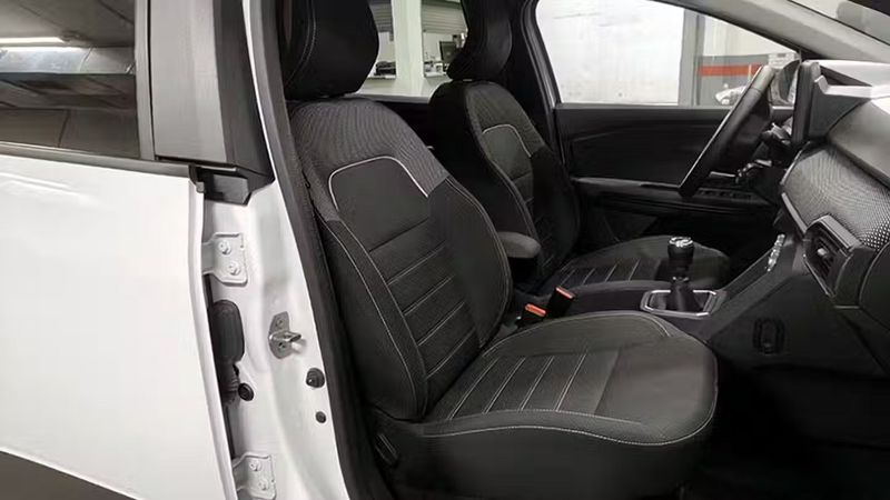 Dacia Dokker • 2022 • 31,533 km 8