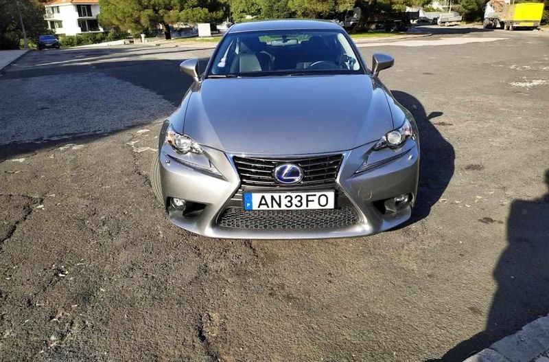 Lexus IS • 2015 • 107,000 km 1