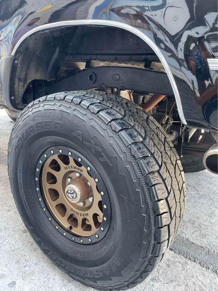 Toyota Tacoma • 2001 • 140,000 km 5