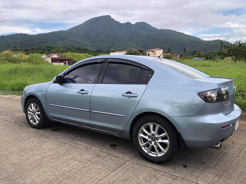 Mazda 3 • 2009 • 97,479 km 2