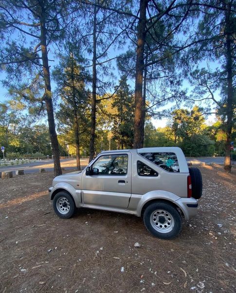 Suzuki Jimny • 2002 • 95,000 km 5