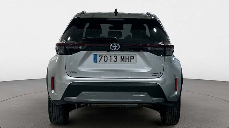 Toyota Yaris • 2023 • 12,564 km 13